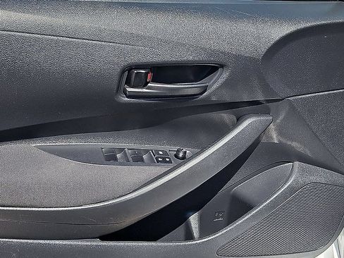 Used 2024 Toyota Corolla LE FWD image 19