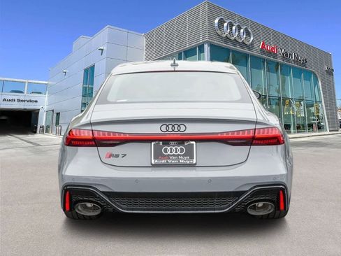 New 2025 Audi RS 7 Performance image 3