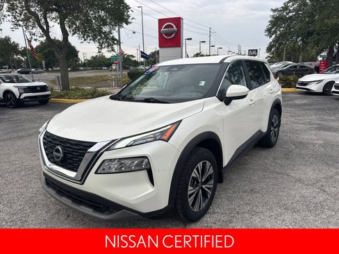Certified 2023 Nissan Rogue SV FWD image 2