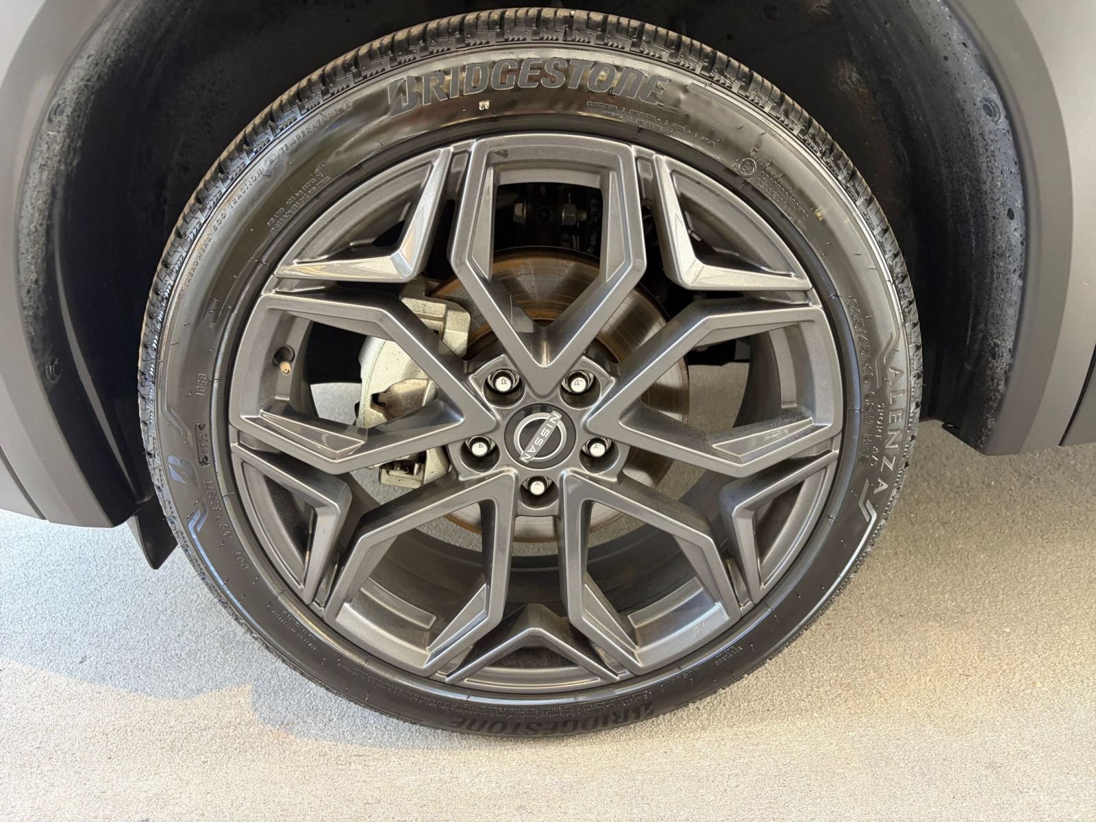 Used 2026 Nissan Kicks SR FWD image 29