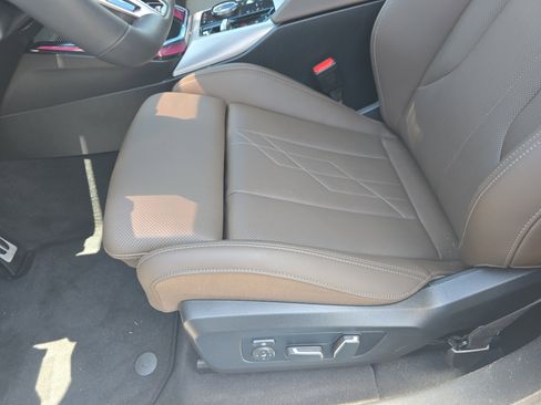 Certified 2026 BMW X3 xDrive30 w/ M Sport Package AWD/4WD image 17