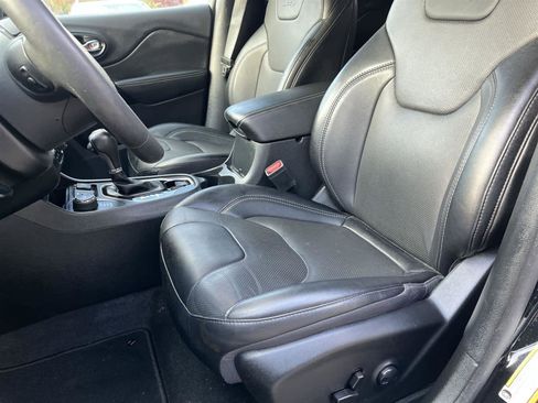 Used 2023 Jeep Cherokee Altitude Lux image 11