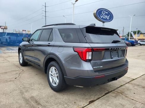 New 2026 Ford Explorer Active RWD image 16