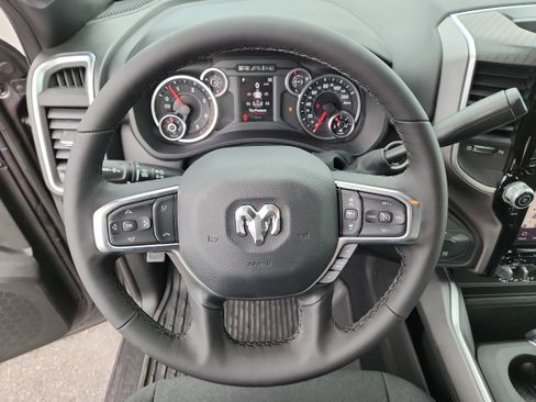 New 2026 RAM 3500 Big Horn AWD/4WD image 16