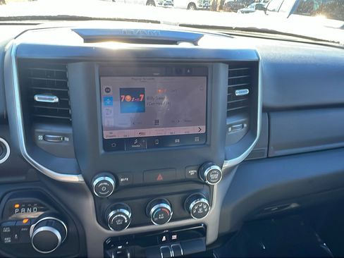 Used 2024 RAM 2500 Big Horn w/ Bed Utility Group image 31