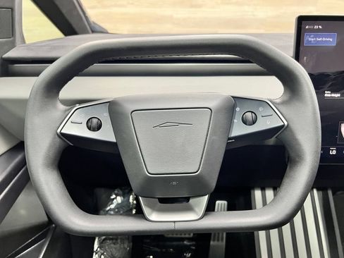 Used 2025 Tesla Cybertruck Cyberbeast AWD/4WD image 23