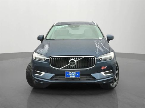 Used 2018 Volvo XC60 T8 Inscription w/ Advanced Package image 2