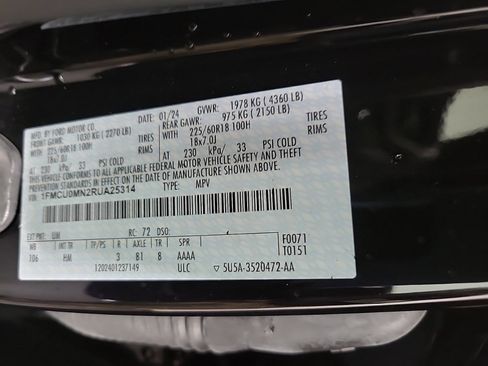 Used 2024 Ford Escape ST-Line image 14