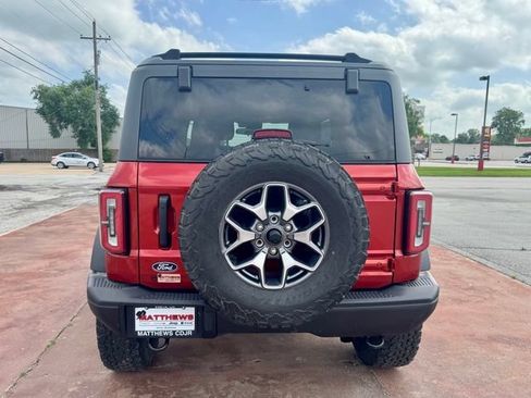 Used 2023 Ford Bronco Badlands AWD/4WD image 6