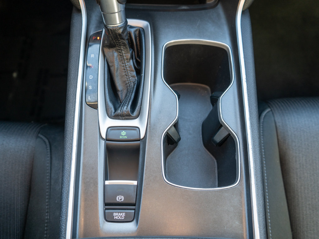 Used 2019 Honda Accord LX image 24