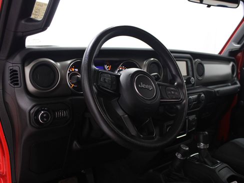 Used 2021 Jeep Gladiator Sport AWD/4WD image 12