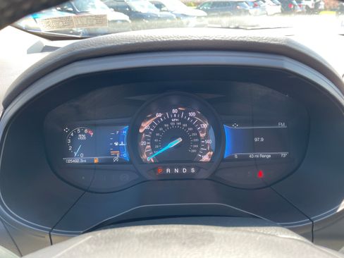 Used 2023 Ford Edge SEL w/ Convenience Package image 19