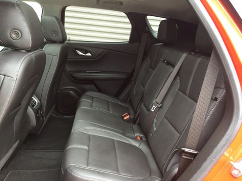 Used 2024 Chevrolet Blazer LT w/ Sound & Technology Package AWD/4WD image 7