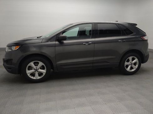 Used 2018 Ford Edge SE w/ Cargo Accessory Package FWD image 2