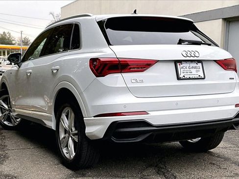 Used 2024 Audi Q3 2.0T Premium Plus image 11