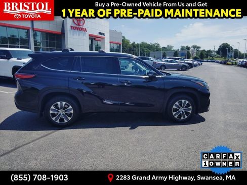Used 2022 Toyota Highlander XLE AWD/4WD image 9
