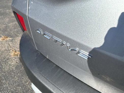 Used 2024 Ford Escape Active image 5