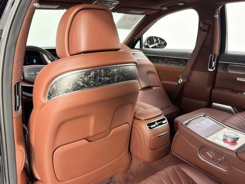 Used 2024 Genesis G90 3.5T image 46