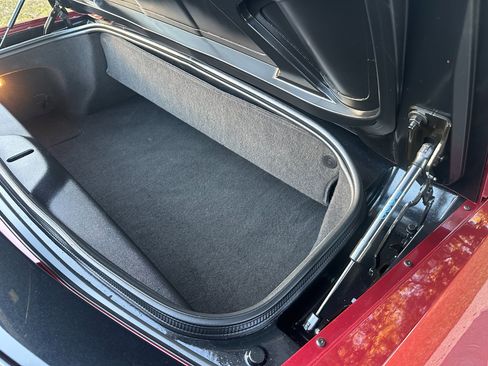 Used 2017 Chevrolet Corvette Grand Sport w/ Carbon Flash Badge Package image 23