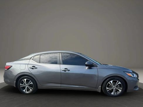 Used 2021 Nissan Sentra SV FWD image 4