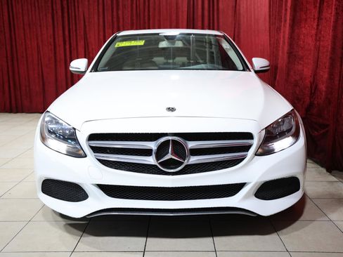 Used 2018 Mercedes-Benz C 300 Sedan image 9