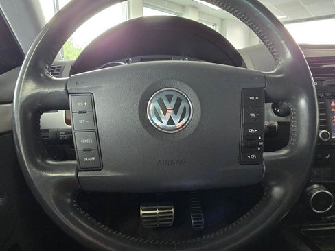 Used 2004 Volkswagen Touareg V8 AWD/4WD image 23