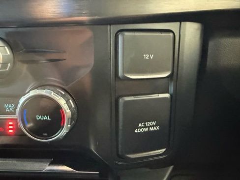 Used 2025 Ford F350 Lariat w/ FX4 Off-Road Package image 23