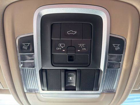 Used 2020 RAM 1500 Laramie image 46