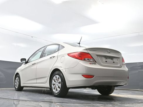 Used 2017 Hyundai Accent SE FWD image 51