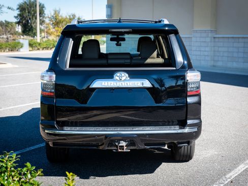 Used 2014 Toyota 4Runner Limited image 6