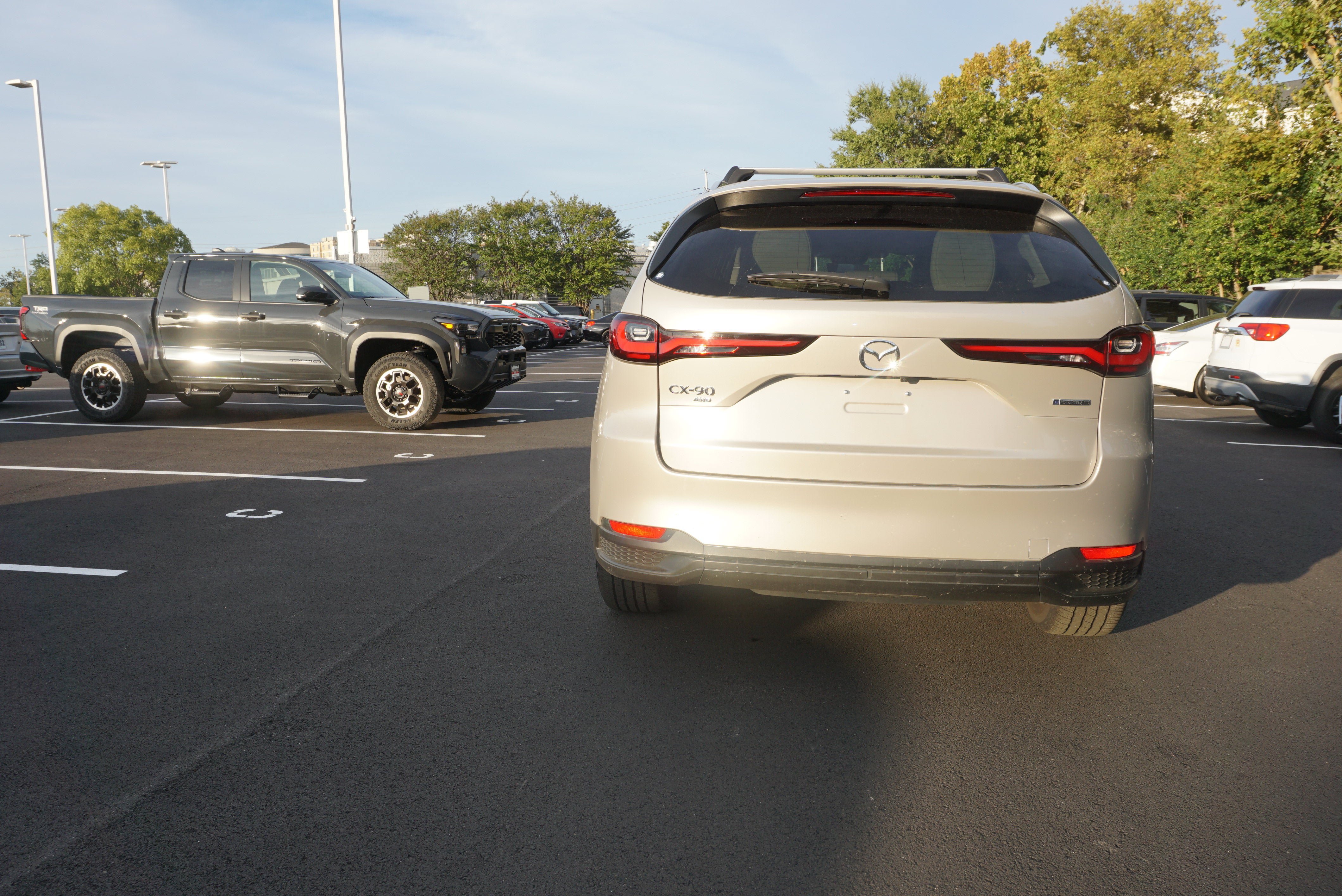 Used 2024 MAZDA CX-90 3.3 Turbo w/ Preferred Plus AWD/4WD image 4