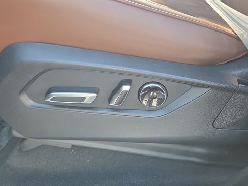 Used 2024 Acura MDX SH-AWD w/ Technology Package image 10