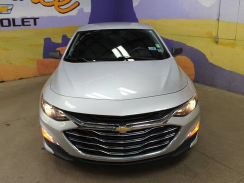 Used 2022 Chevrolet Malibu LS FWD image 6