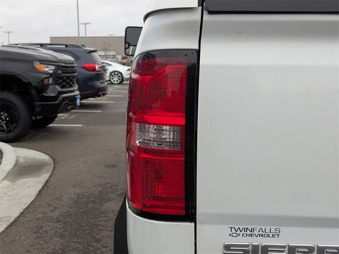 Used 2018 GMC Sierra 3500 SLT image 44