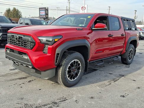 New 2025 Toyota Tacoma TRD Off-Road AWD/4WD image 3