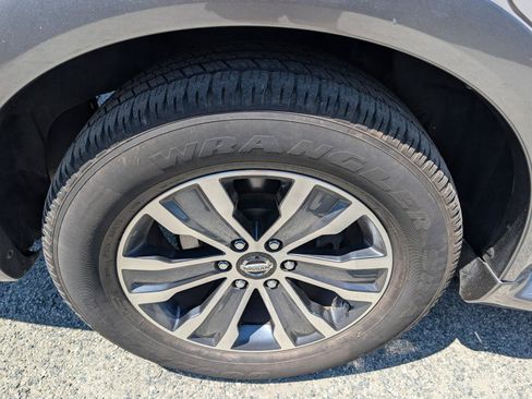 Used 2020 Nissan Armada SL w/ Premium Package RWD image 6