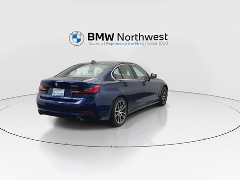 Used 2019 BMW 330i Sedan w/ Driving Assistance Package RWD image 3