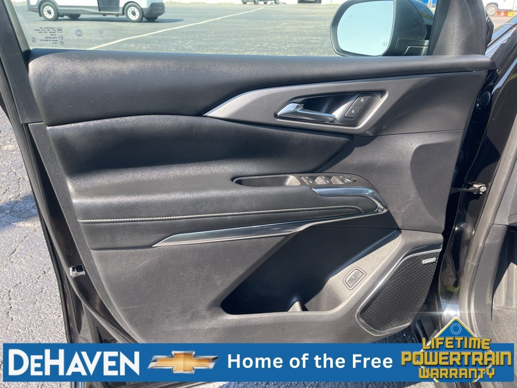 Used 2024 Chevrolet Traverse LT w/ Enhanced Driving Package FWD image 22
