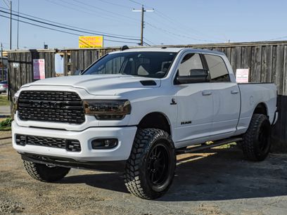 Used 2022 RAM 2500 Big Horn w/ Cold Weather Group