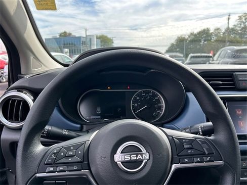 New 2025 Nissan Versa SV w/ Trunk Package image 11