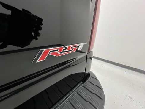 Certified 2021 Chevrolet Silverado 1500 RST AWD/4WD image 30