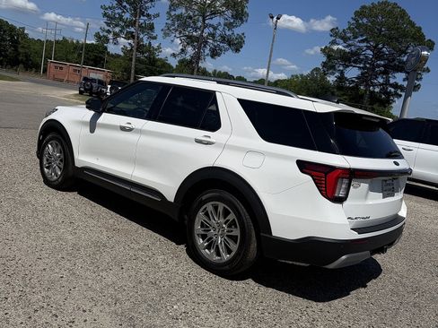New 2026 Ford Explorer Platinum RWD image 12