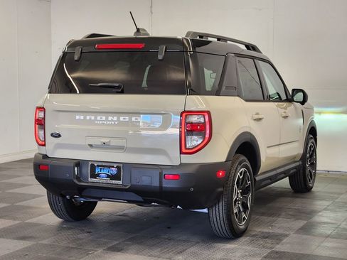 New 2025 Ford Bronco Sport Outer Banks w/ Outer Banks Tech Package+ AWD/4WD image 15