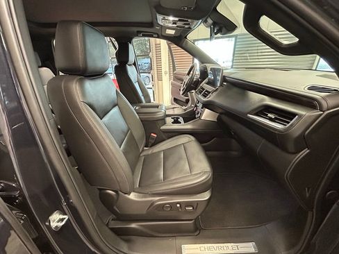 Used 2023 Chevrolet Tahoe Z71 w/ Luxury Package AWD/4WD image 42