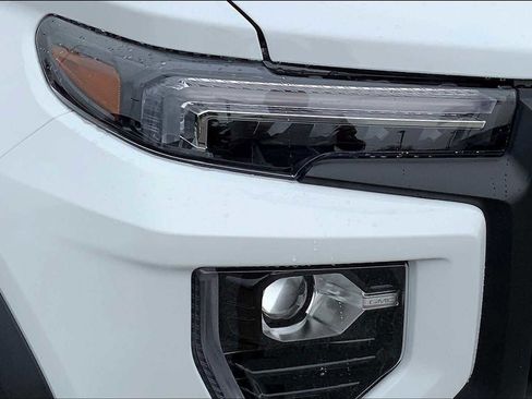 New 2026 GMC Canyon Elevation w/ Convenience Package image 13