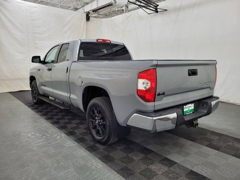 Used 2018 Toyota Tundra SR5 image 5
