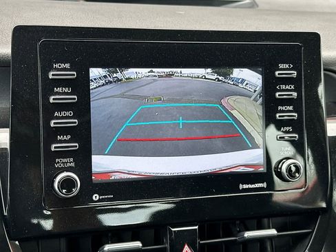 Certified 2022 Toyota Camry SE image 20