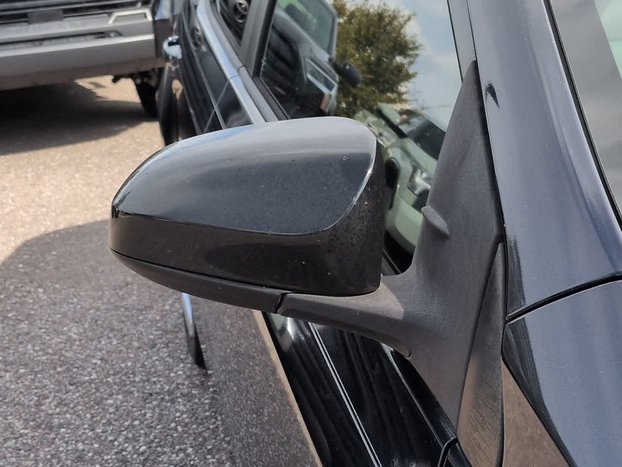 Used 2017 Toyota Corolla LE FWD image 12