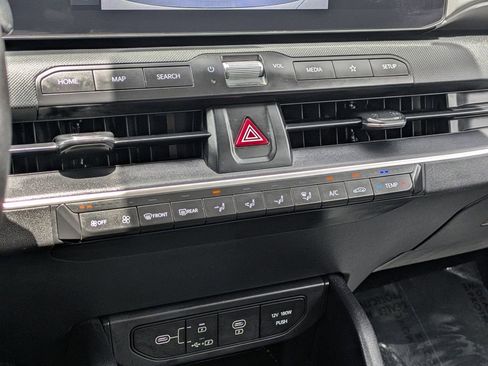 Used 2025 Kia K4 FWD image 17