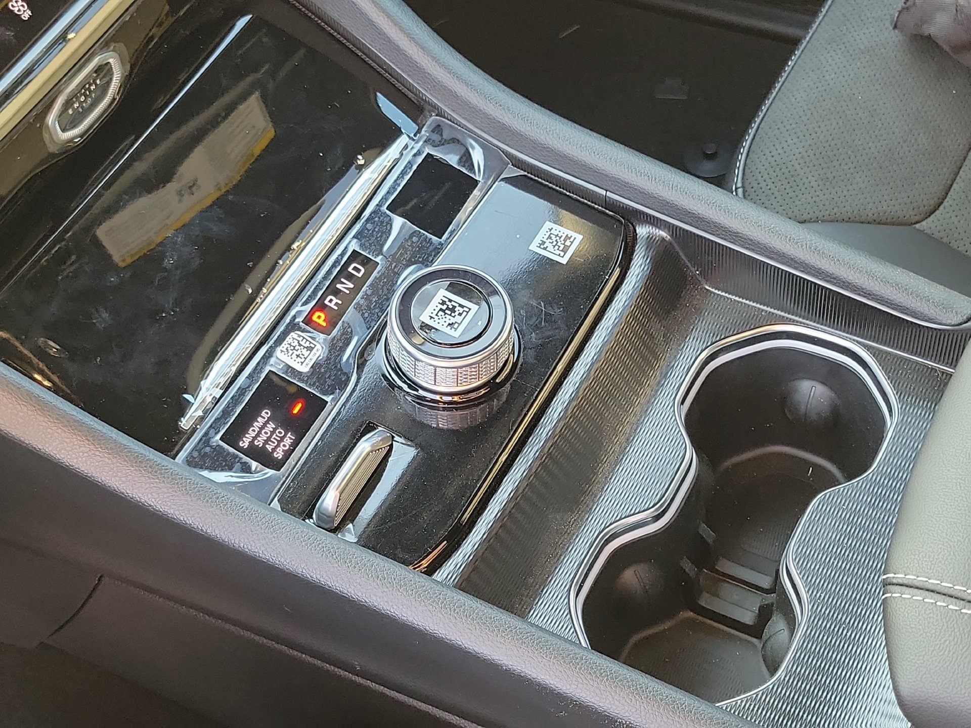 New 2026 Jeep Grand Cherokee Altitude AWD/4WD image 10